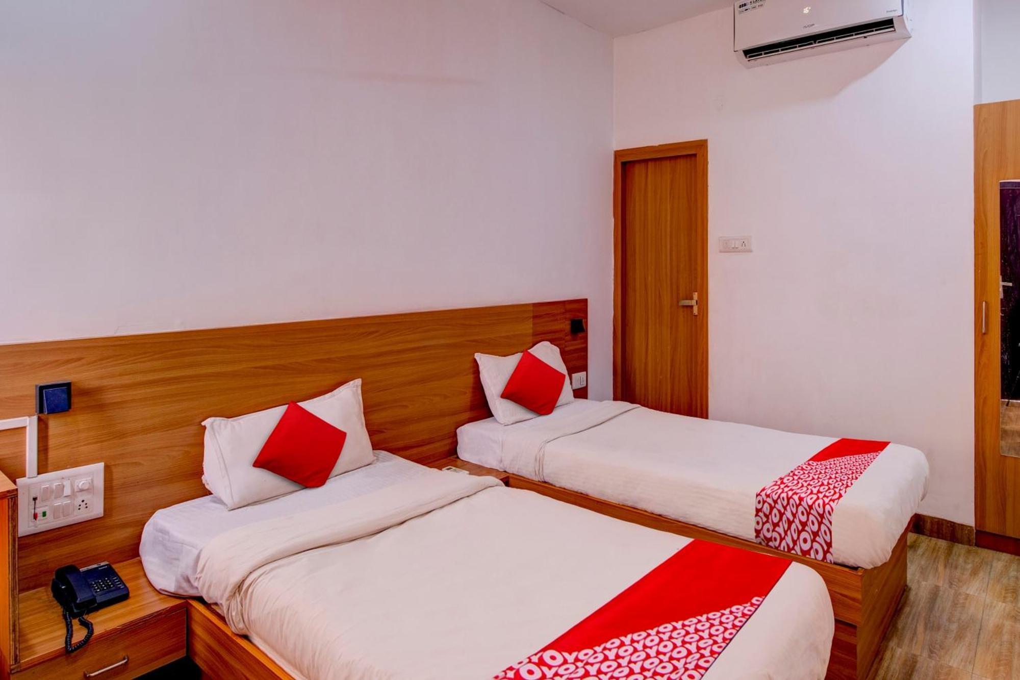 Hotel O Hill View Residency Near Aca Stadium Guwahati Eksteriør billede
