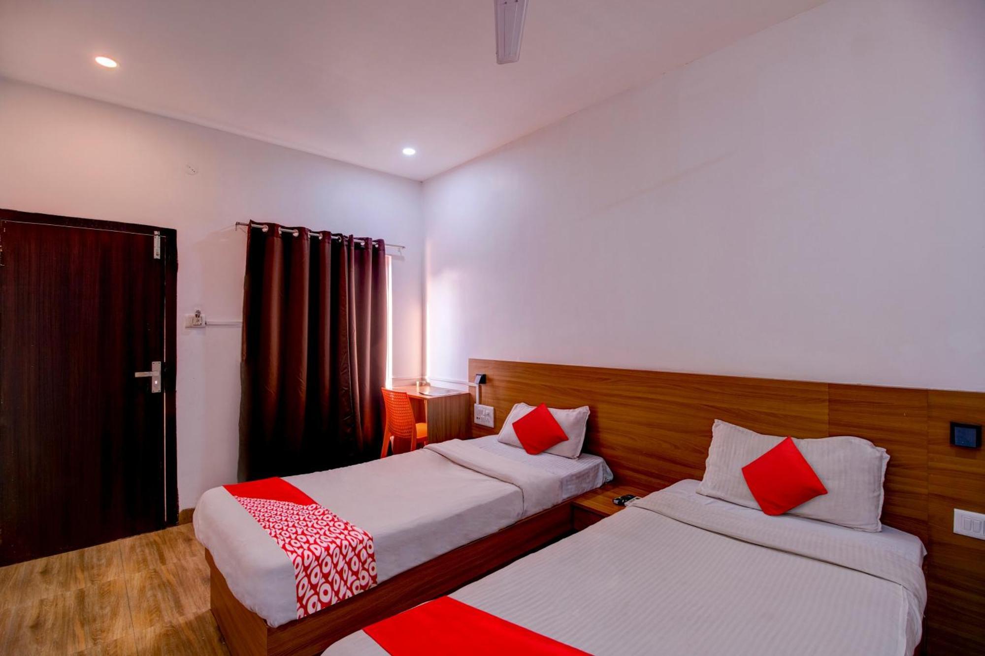 Hotel O Hill View Residency Near Aca Stadium Guwahati Eksteriør billede