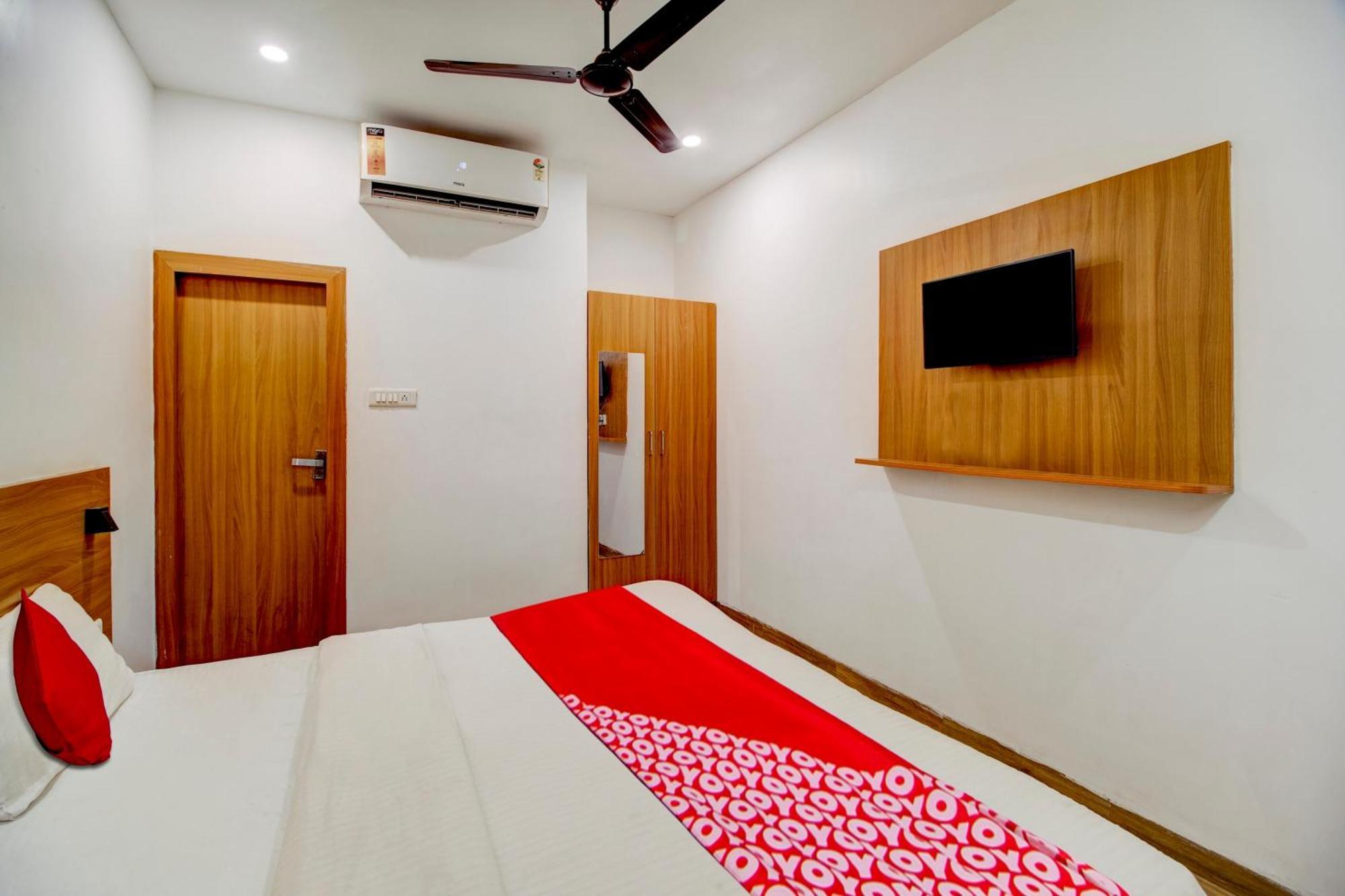 Hotel O Hill View Residency Near Aca Stadium Guwahati Eksteriør billede